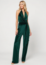 ESME Groene fluwelen jumpsuit met verlaagde hals en halfbedekte rug