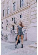 FORZA-Playsuit mit kleinen schwarzen Punkten